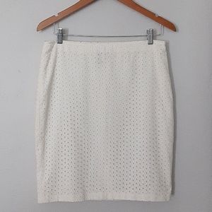 Max Studio White Eyelet Pencil Skirt 4
